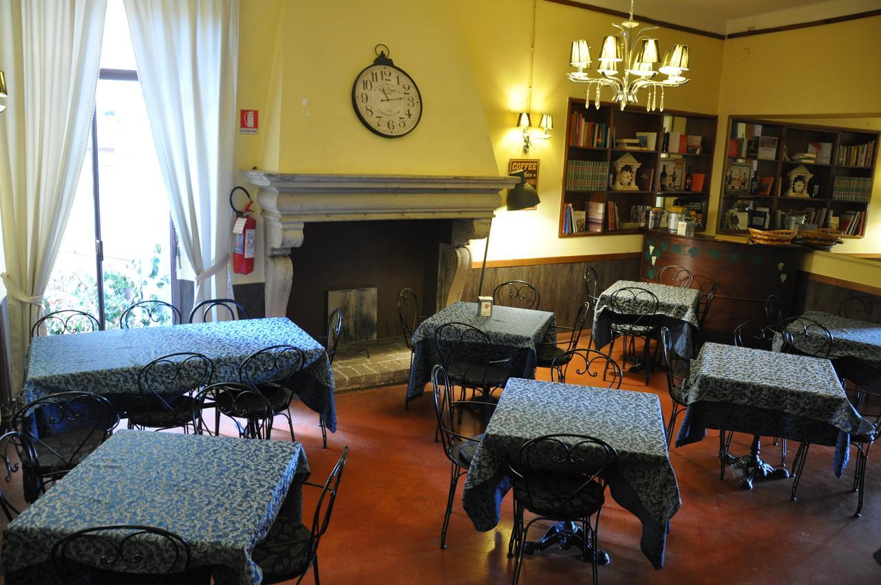 Hotel Il Cortegiano Urbino Exterior foto